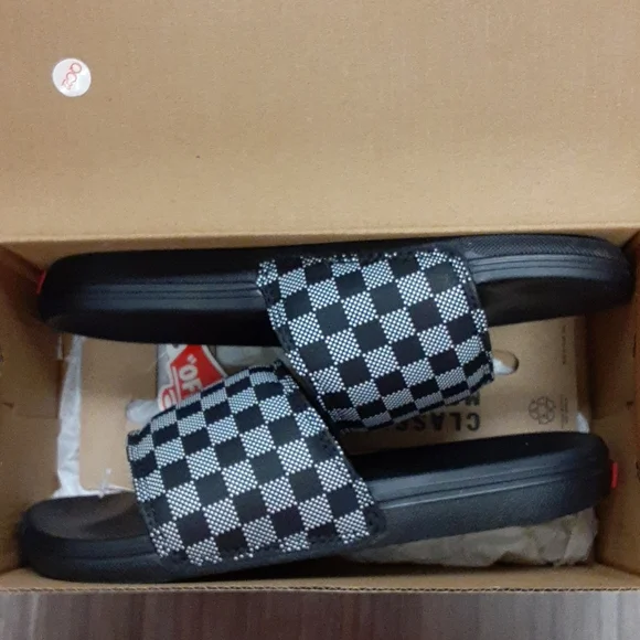 🎒 2/$30 👟 Vans Range Youth Slide Sandals Checker Dot Black Sz 3 NWT - Picture 9 of 9